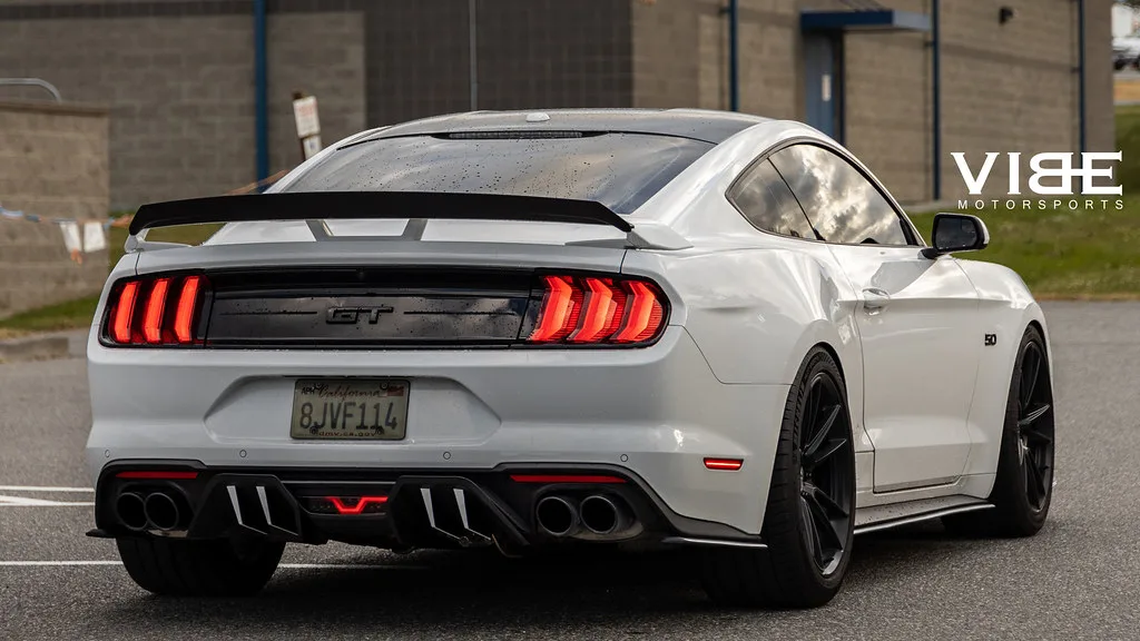 HRE Performance FlowForm FF04 on Ford Mustang S550.1