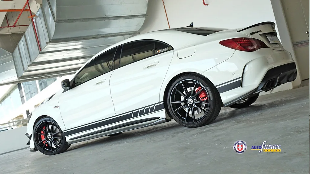 HRE Performance FlowForm FF04 on Mercedes-Benz CLA C117.1