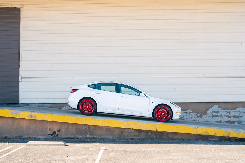 HRE Performance FlowForm FF10 on Tesla Model 3 Original (2017-2023), photo 12