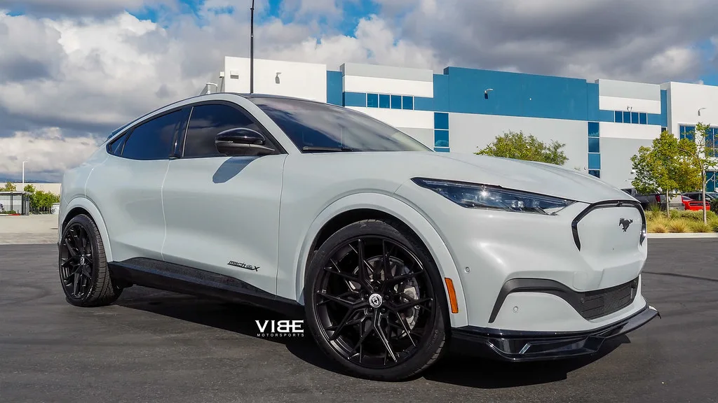 HRE Performance FlowForm FF10 on Ford Mustang Mach-E Mach-E, photo 5