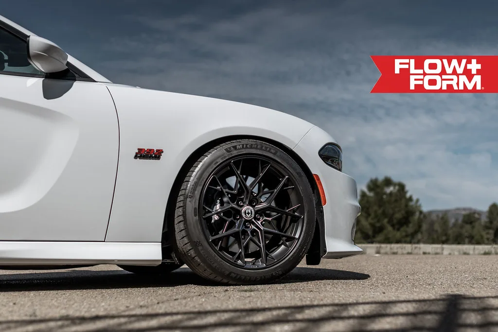 HRE Performance FlowForm FF10 on Dodge Charger LD (7th gen)