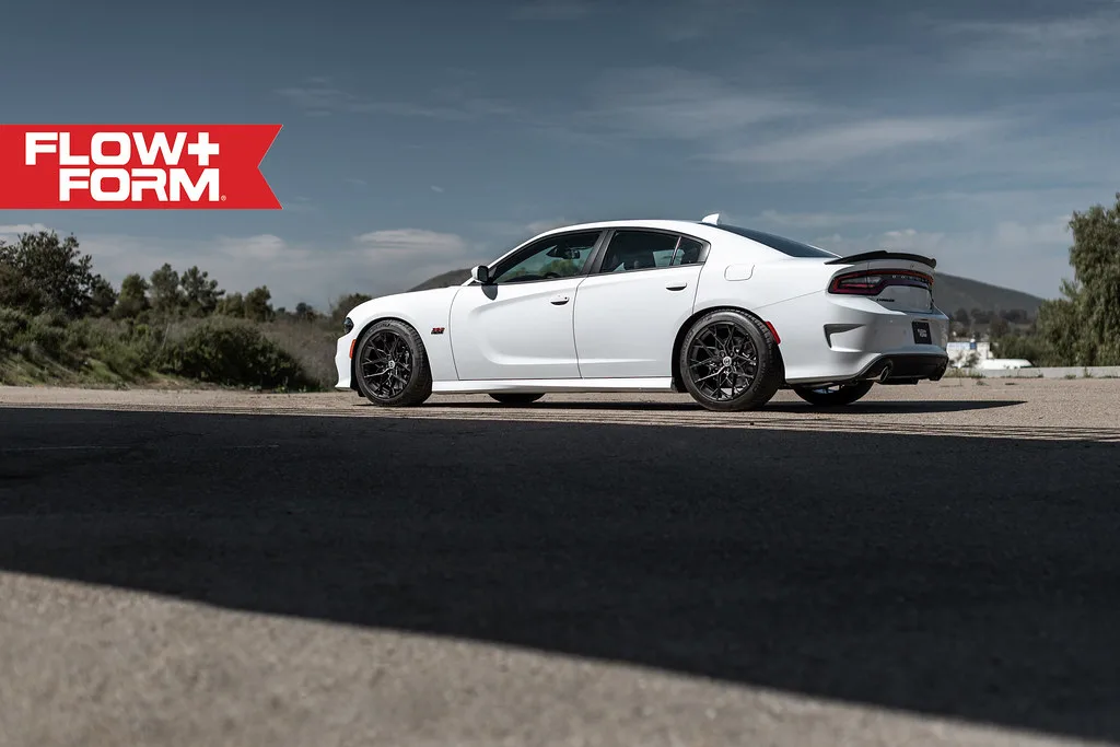 HRE Performance FlowForm FF10 on Dodge Charger LD (7th gen), photo 3