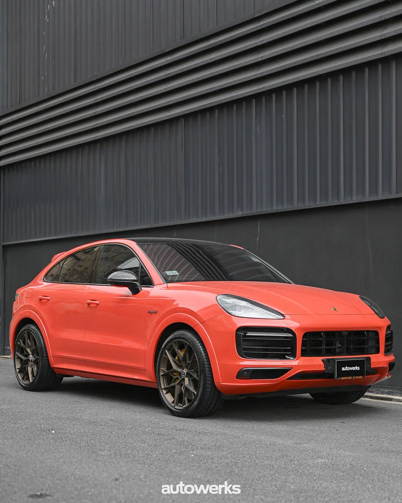 HRE Performance FlowForm FF10 on Porsche Cayenne 9YA/E3.1