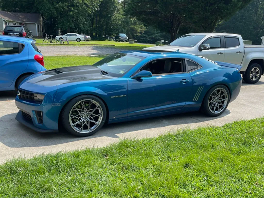 HRE Performance FlowForm FF10 on Chevrolet Camaro Fifth Generation (2010-15).1, photo 3