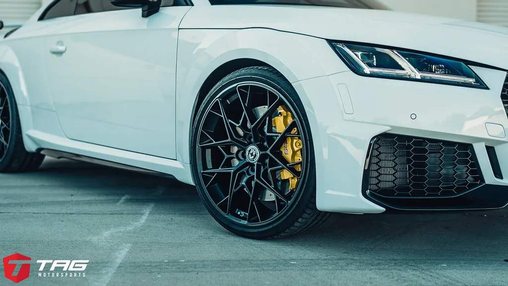 HRE Performance FlowForm FF10 on Audi TT RS 8S.1