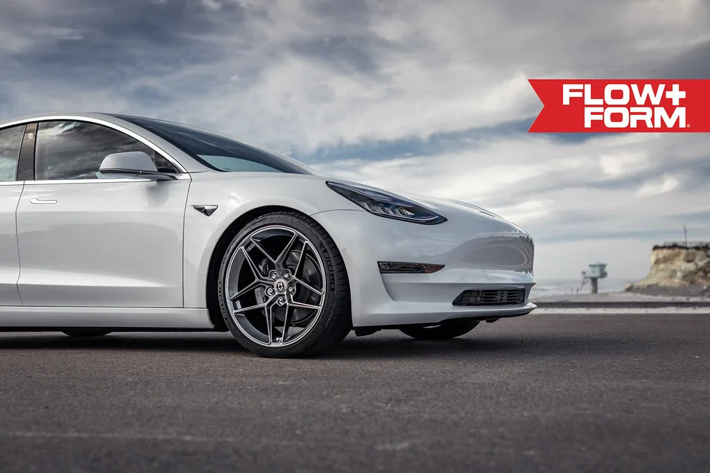 HRE Performance FlowForm FF11 on Tesla Model 3 Original (2017-2023), photo 2