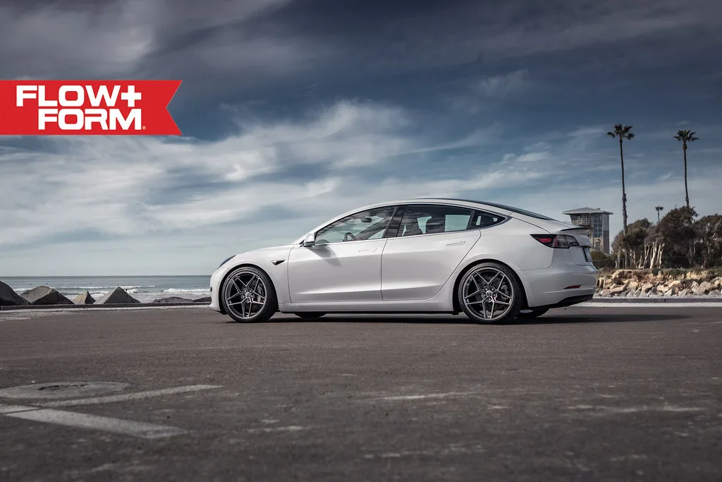HRE Performance FlowForm FF11 on Tesla Model 3 Original (2017-2023), photo 6
