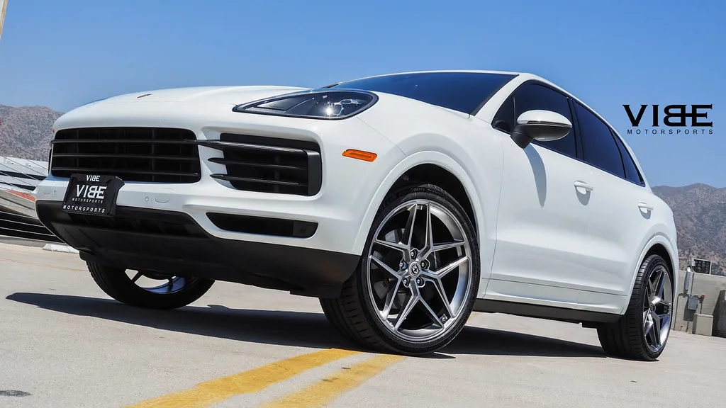 HRE Performance FlowForm FF11 on Porsche Cayenne 958/92A.1, photo 3