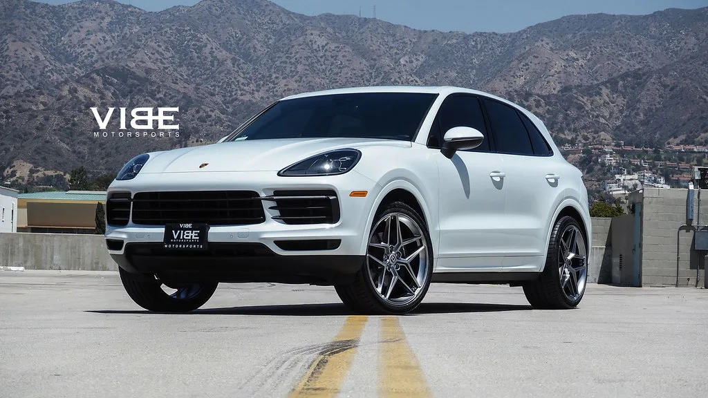 HRE Performance FlowForm FF11 on Porsche Cayenne 958/92A.1