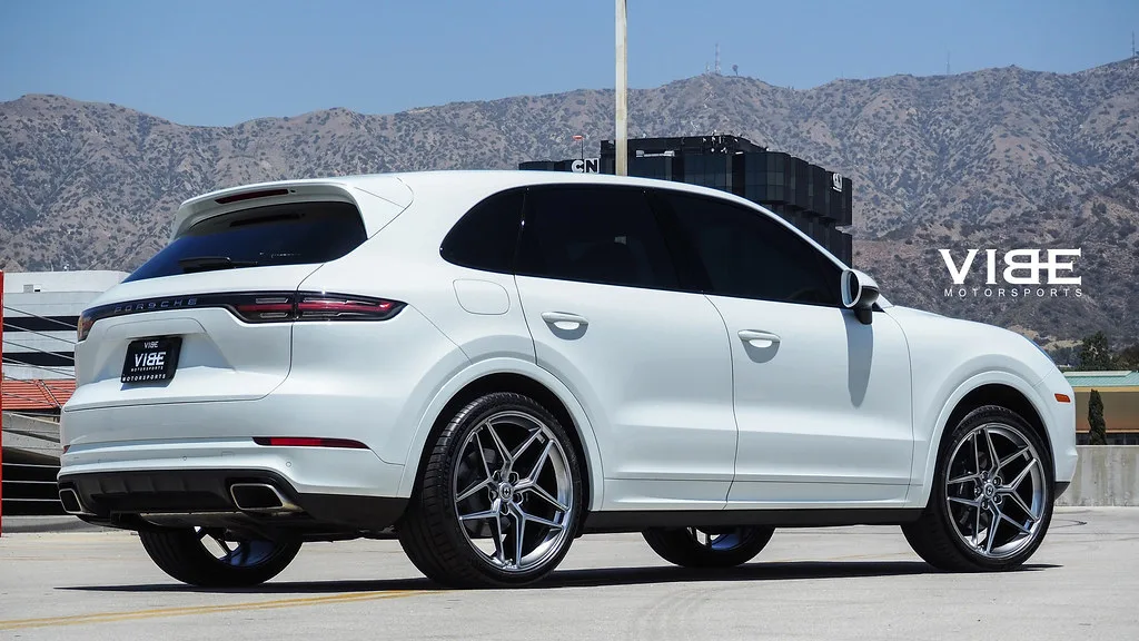 HRE Performance FlowForm FF11 on Porsche Cayenne 958/92A.1, photo 5