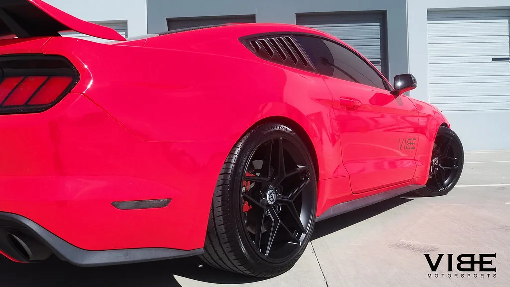 HRE Performance FlowForm FF11 on Ford Mustang S550.1