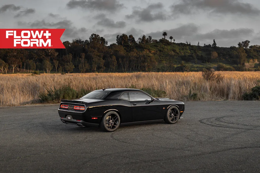 HRE Performance FlowForm FF11 on Dodge Challenger LC (3rd gen)