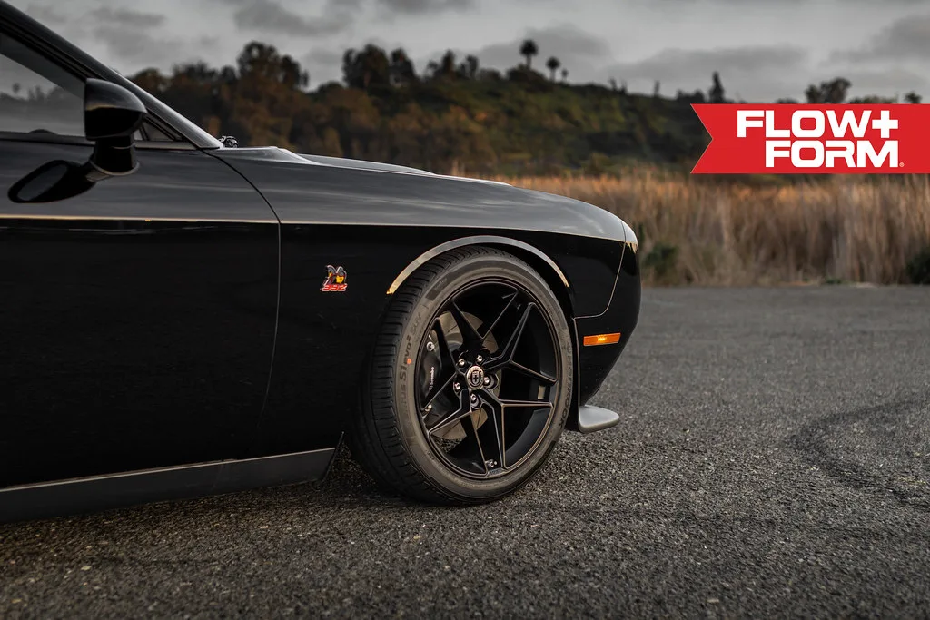 HRE Performance FlowForm FF11 on Dodge Challenger LC (3rd gen), photo 3