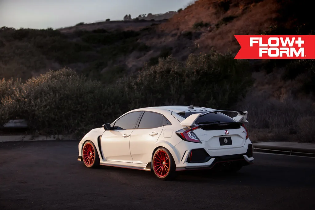 HRE Performance FlowForm FF15 on Honda Civic Type R FK8, photo 3