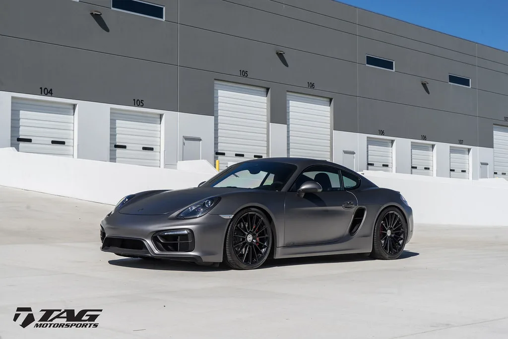 HRE Performance FlowForm FF15 on Porsche Cayman 981