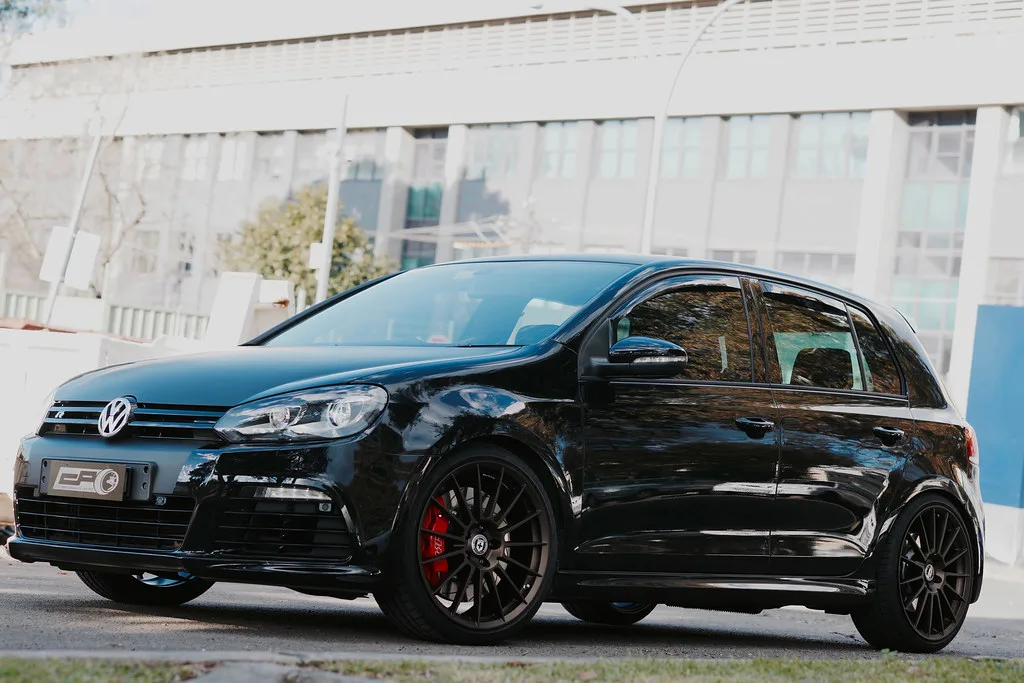 HRE Performance FlowForm FF15 on Volkswagen Golf Mk6 (Typ 5K), photo 4