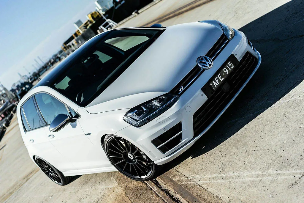HRE Performance FlowForm FF15 on Volkswagen Golf Mk7 (Typ 5G).1, photo 2