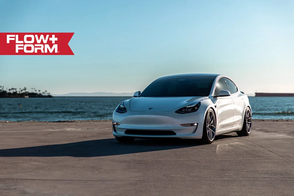 HRE Performance FlowForm FF21 on Tesla Model 3 Original (2017-2023), photo 5