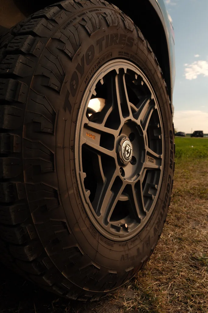 HRE Performance FlowForm FT1 on Rivian R1T 1st gen