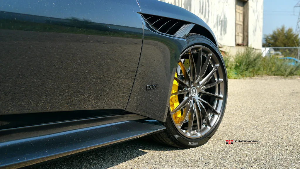 HRE Performance P103 on Aston Martin DBS Superleggera, photo 3