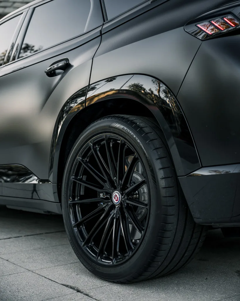 HRE Performance P103SC on BMW XM G09, photo 4