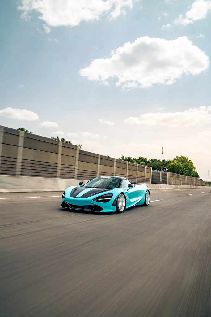 HRE Performance P104 on McLaren 720S