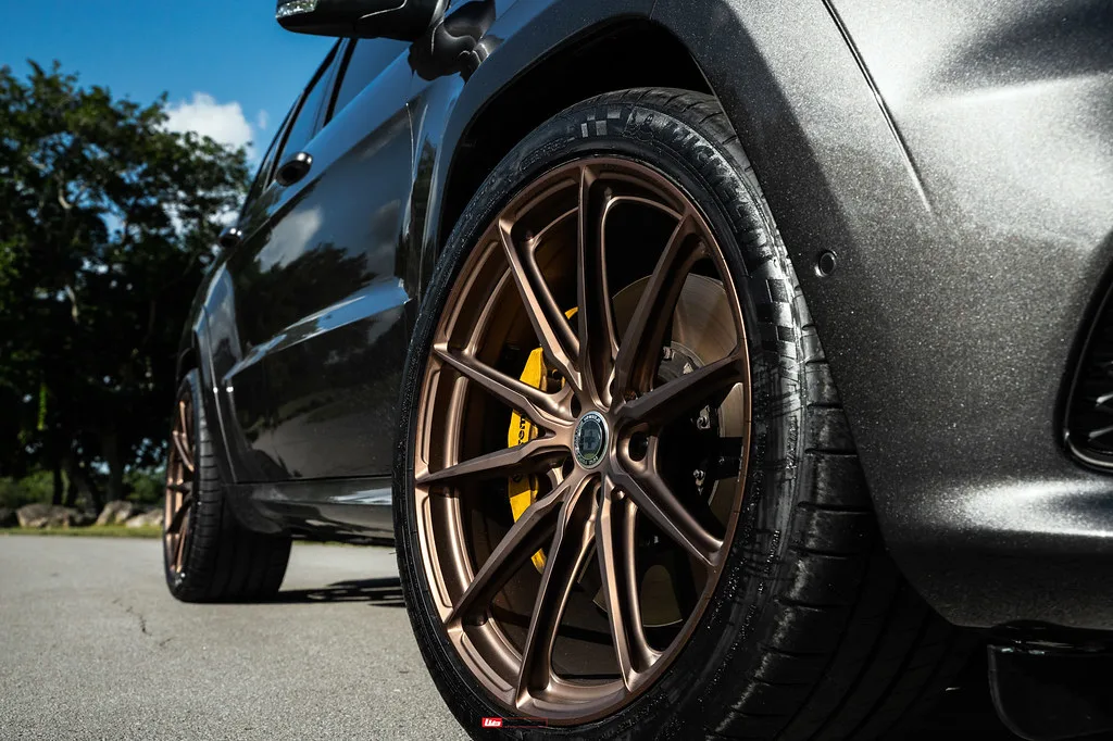 HRE Performance P104SC on Jeep Grand Cherokee Trackhawk WK2 (2018-2021)