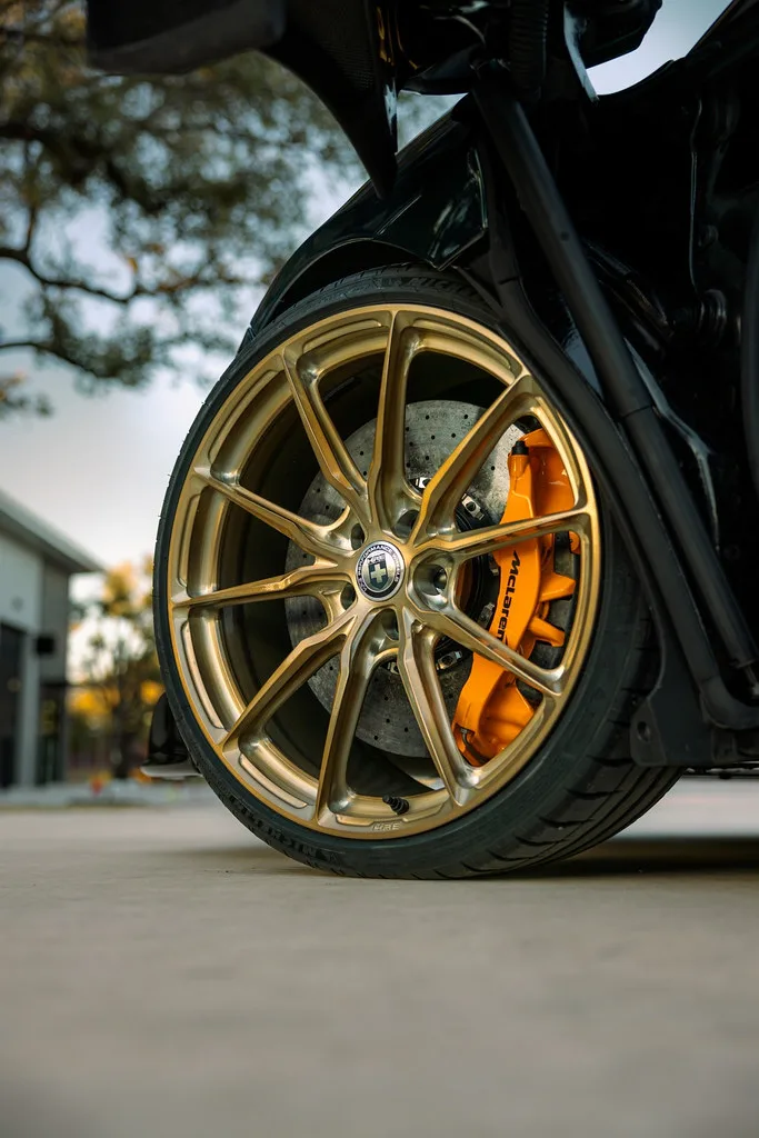 HRE Performance P104SC on McLaren 765LT