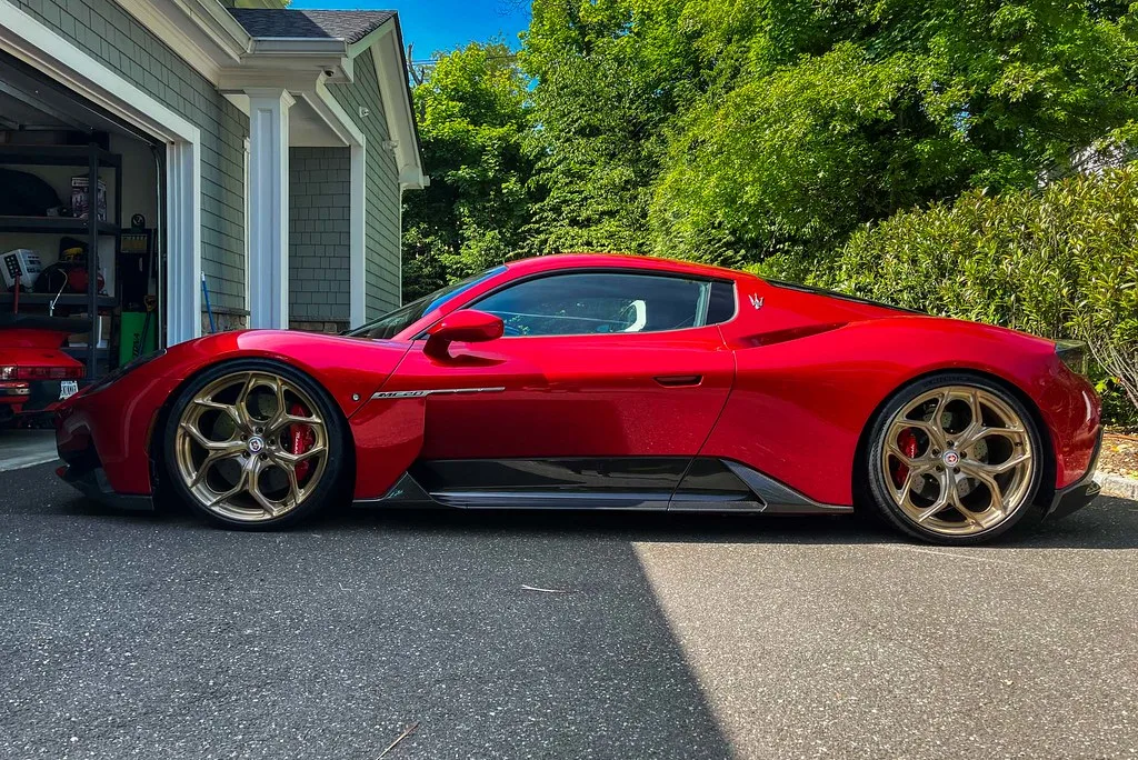 HRE Performance P111SC on Maserati MC20