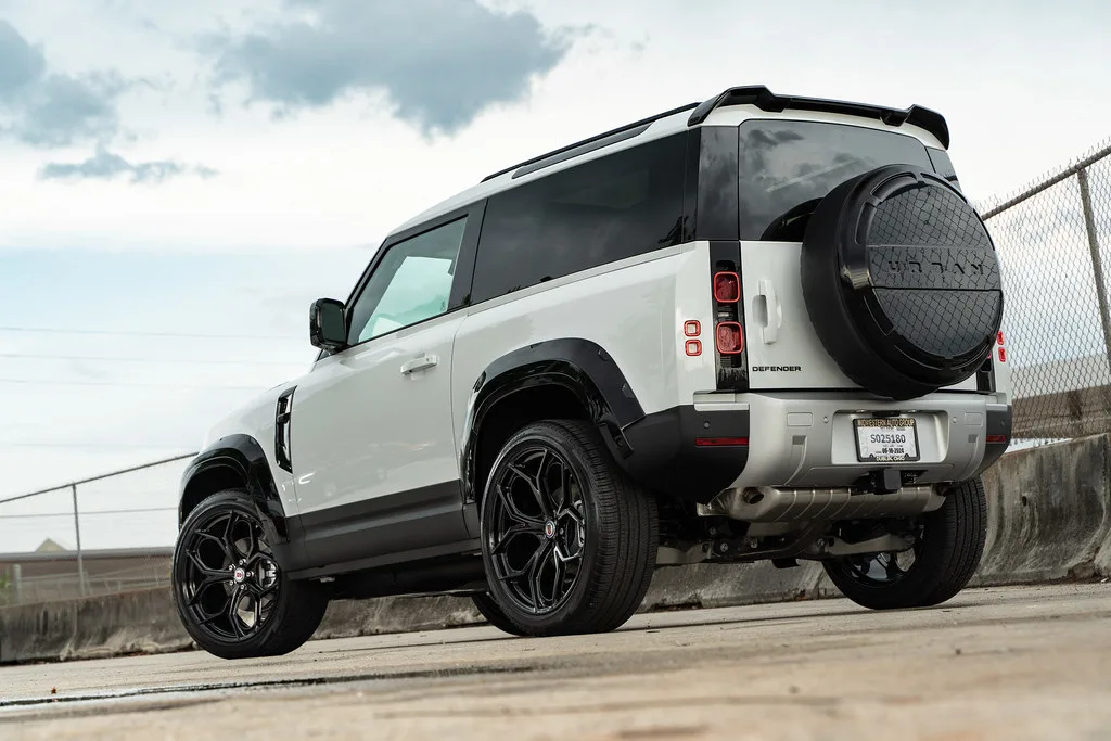 HRE Performance P111SC on Land Rover Defender L663, photo 2