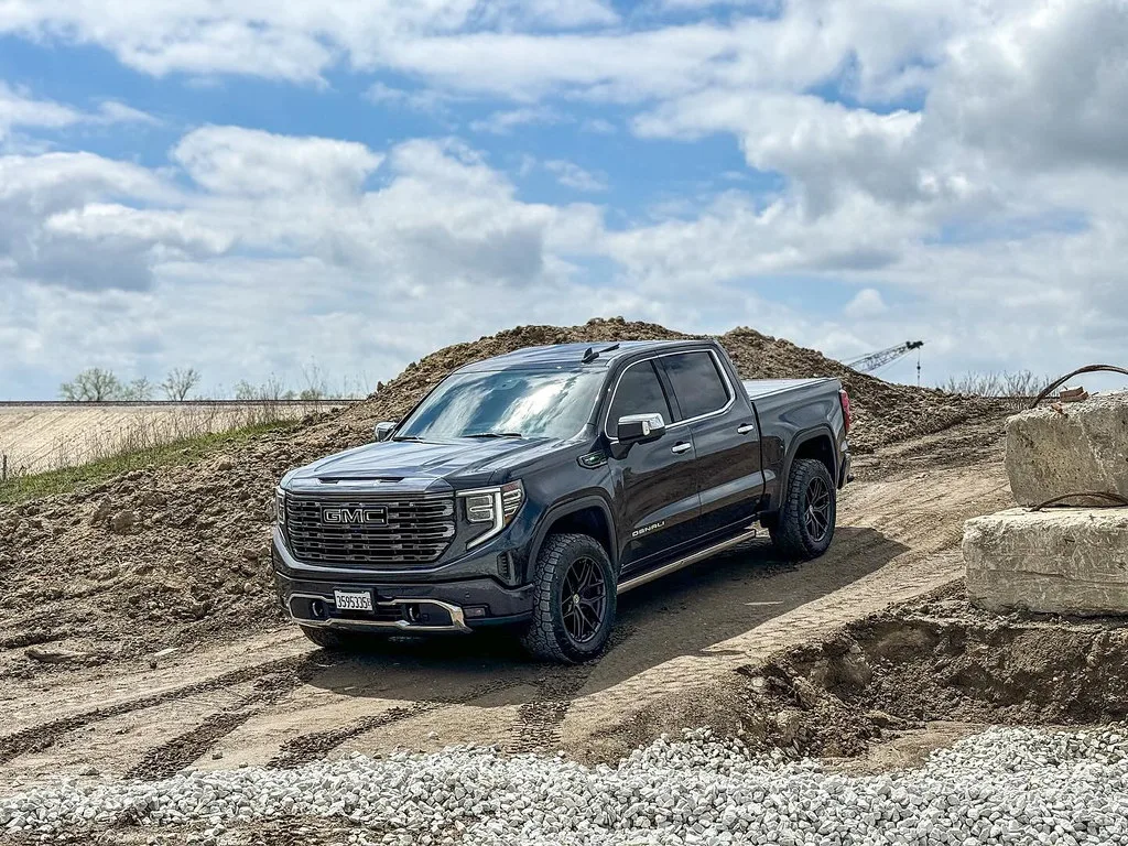 HRE Performance P161 on GMC Sierra 1500 T1XX, photo 4