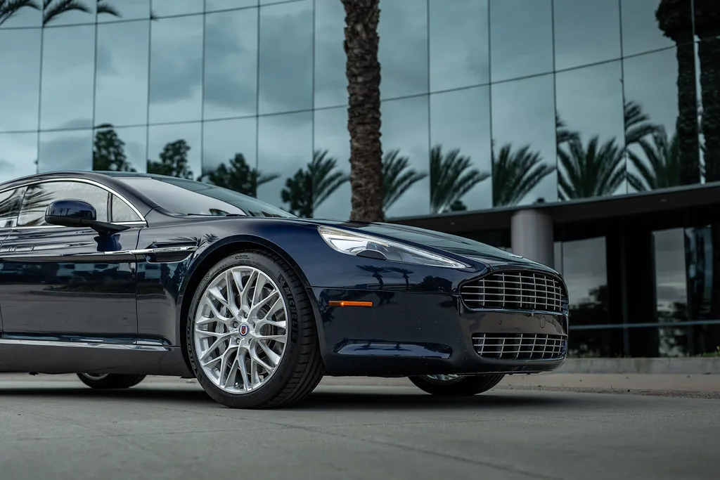HRE Performance P200 on Aston Martin Rapide.1, photo 7