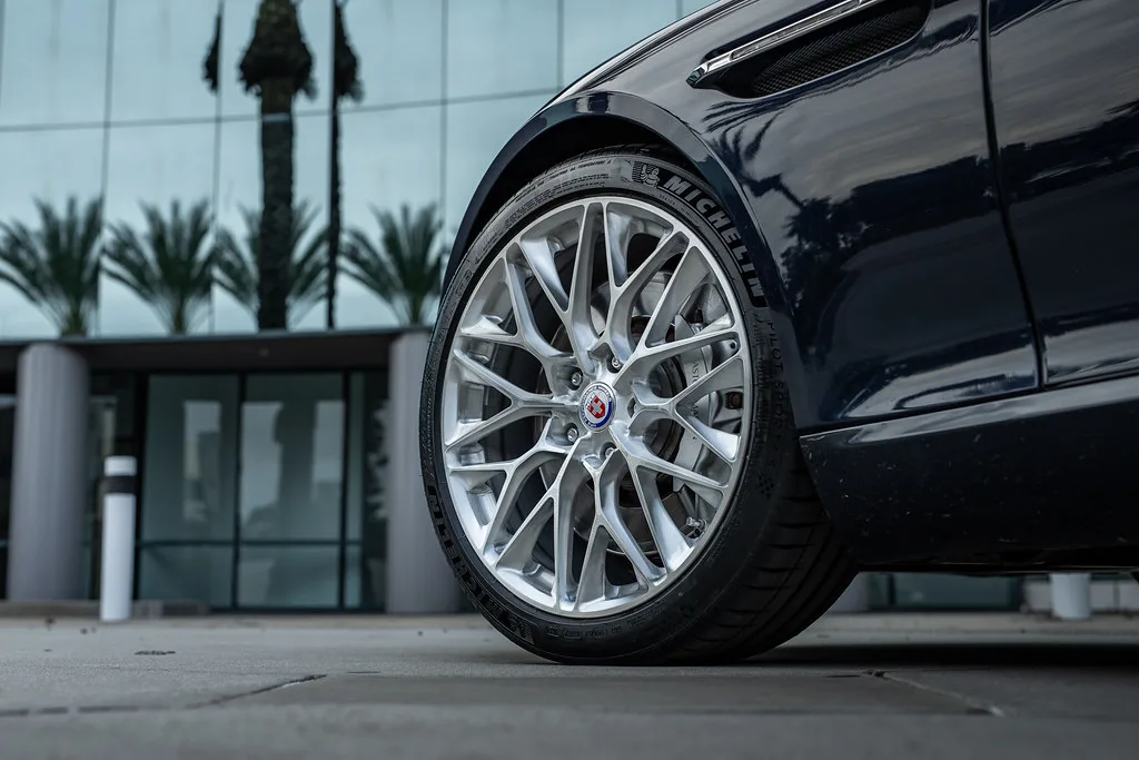 HRE Performance P200 on Aston Martin Rapide.1
