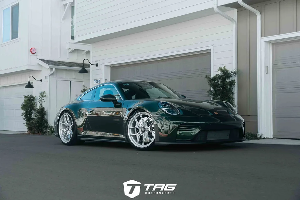 HRE Performance P301 on Porsche 911 992.1