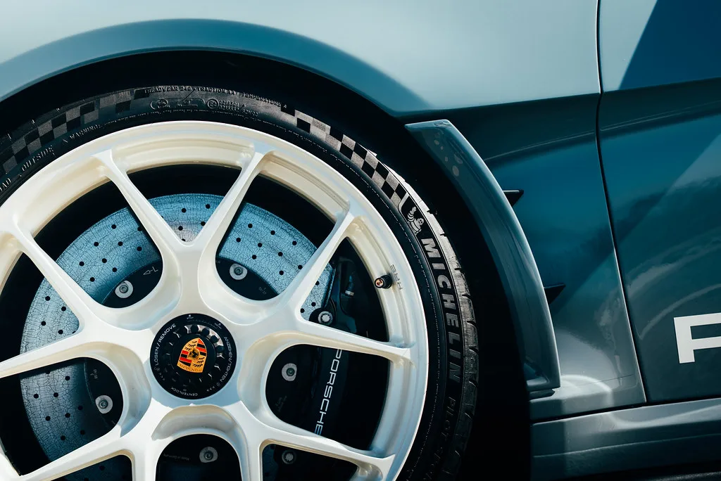 HRE Performance R101 Lightweight on Porsche 911 992.1, photo 6