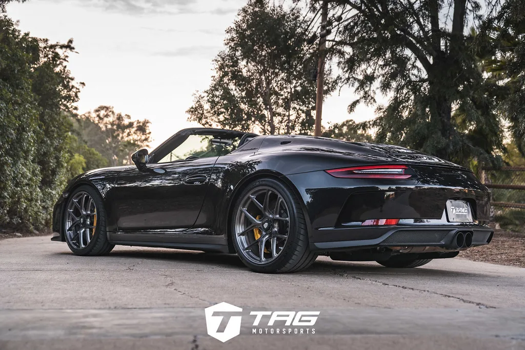 HRE Performance R101 Lightweight on Porsche 911 991.2