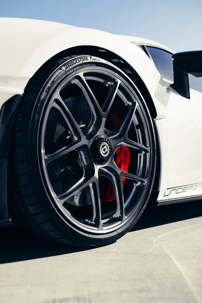 HRE Performance R101 Lightweight on Lamborghini Huracan (2014), photo 2