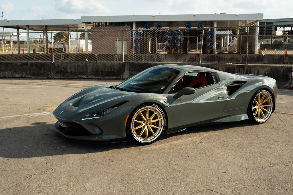 HRE Performance S104SC on Ferrari F8 F142MFL