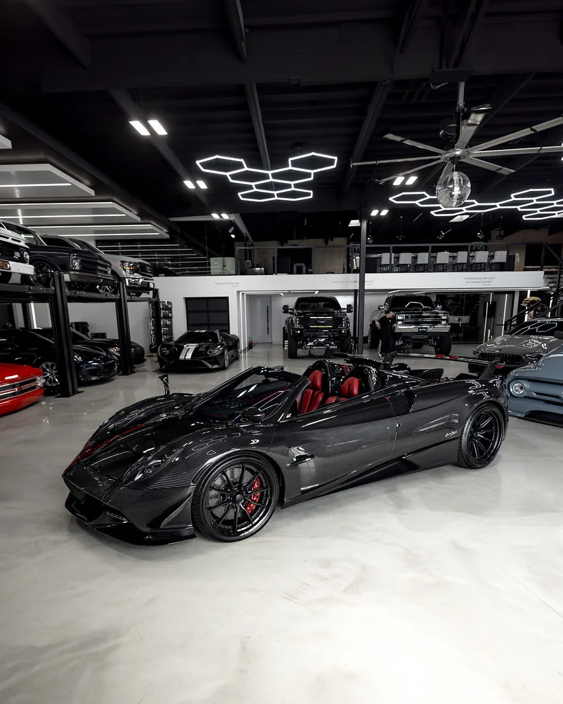 HRE Performance S104SC on Pagani Huayra, photo 7