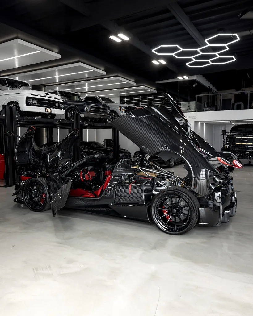HRE Performance S104SC on Pagani Huayra, photo 2