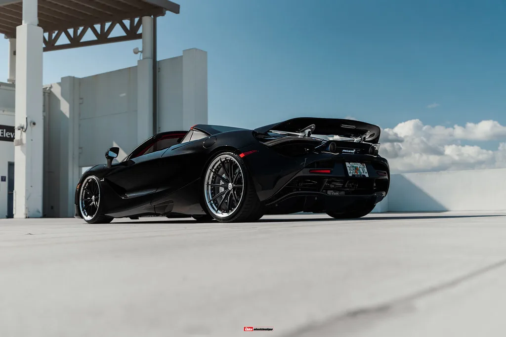 HRE Performance S104SC on McLaren 720S, photo 5