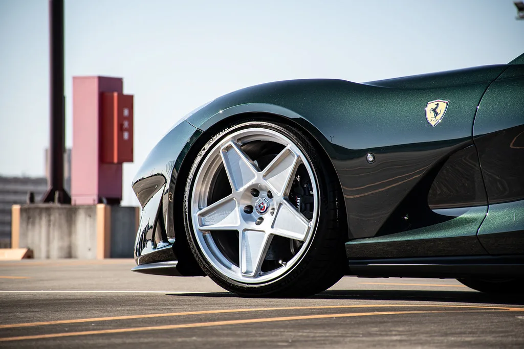 HRE Performance Vintage 505M on Ferrari 812 F152M
