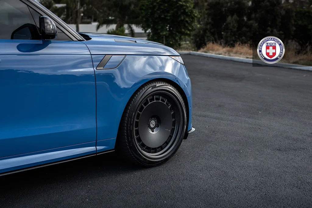 HRE Performance Vintage 935 CRBN on Land Rover Range Rover Sport SV L461 (2023-), photo 3