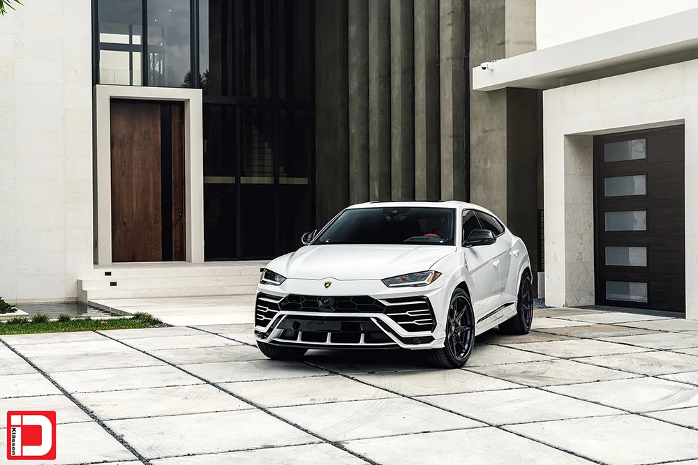 Klassen iD CS09R on Lamborghini Urus (2018), photo 5