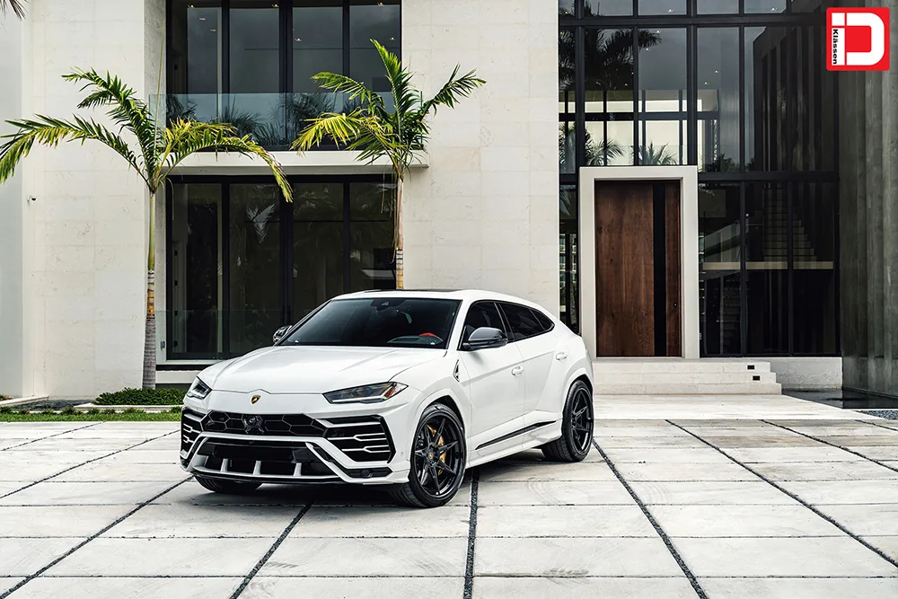 Klassen iD CS09R on Lamborghini Urus (2018), photo 12