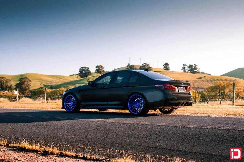 Klassen iD CS35S on BMW M5 F90.1, photo 5