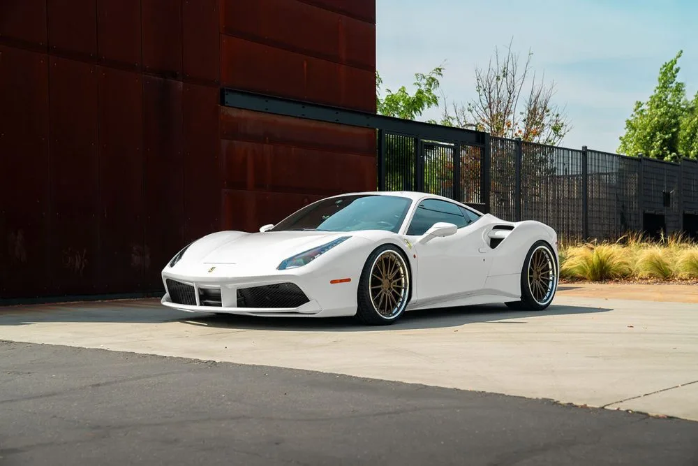 Klassen iD CS35S on Ferrari 488, photo 2
