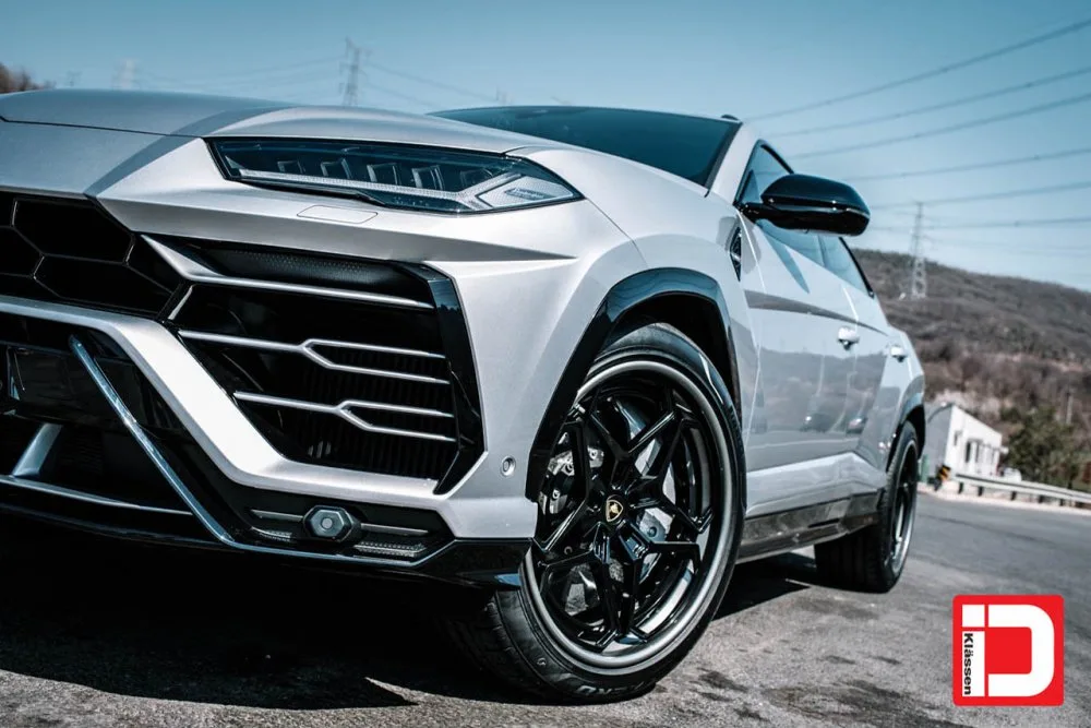 Klassen iD CS55T on Lamborghini Urus (2018), photo 4