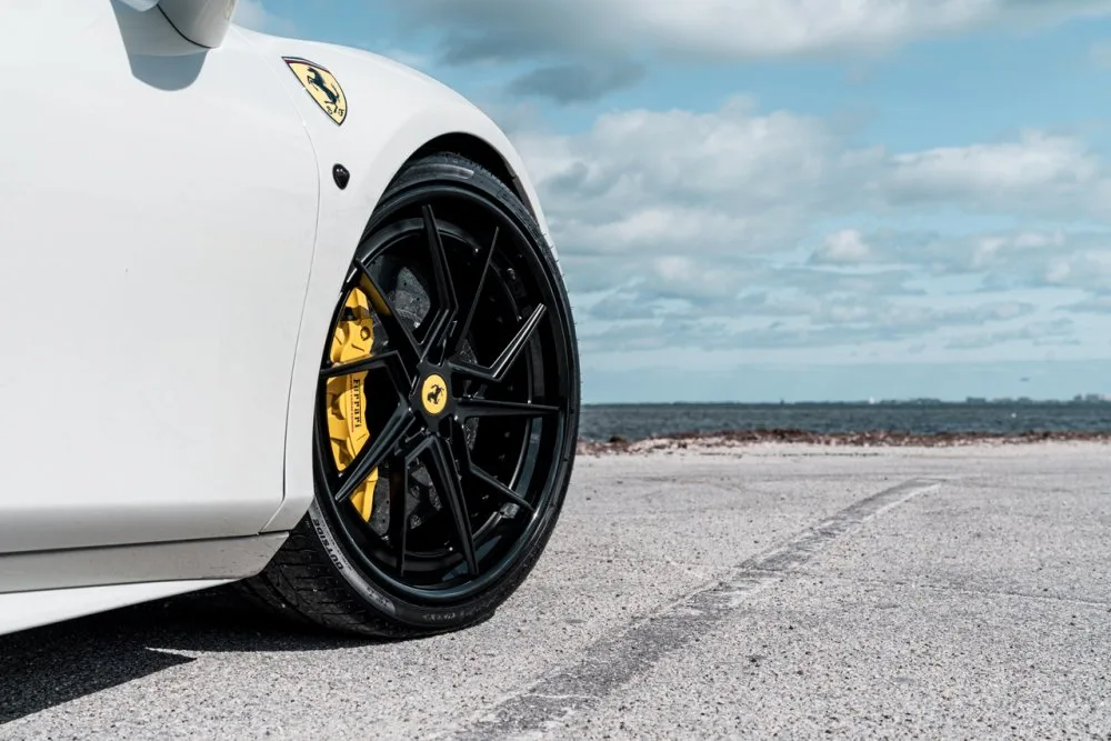 Klassen iD CS56S on Ferrari 488, photo 6