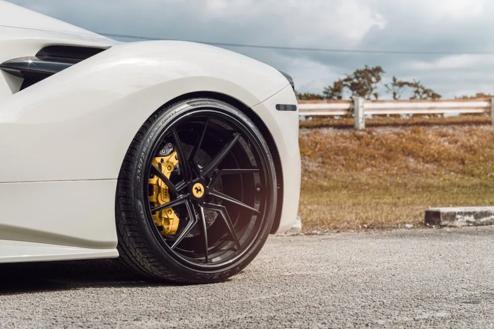 Klassen iD CS56S on Ferrari 488, photo 7
